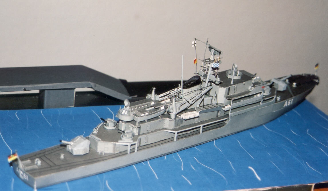 Modell Tender Elbe 2
